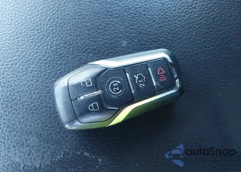 2018 Ford F-150 Raptor from USA, damaged, VIN 1FTFW1RG3JFD95644